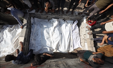 "سي إن إن": جيش إسرائيل جرف جثث فلسطينيين وترك أخرى للتحلل في العراء