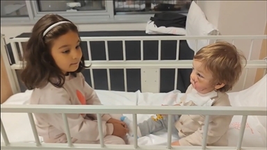 Pitbull cinsi köpeğin yaraladığı minik Efe günler sonra ailesiyle görüştü