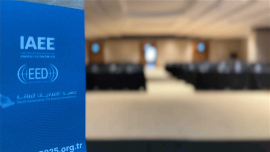 Yapay zeka ve veri merkezleri elektriğe olan talebi hızla artırıyor