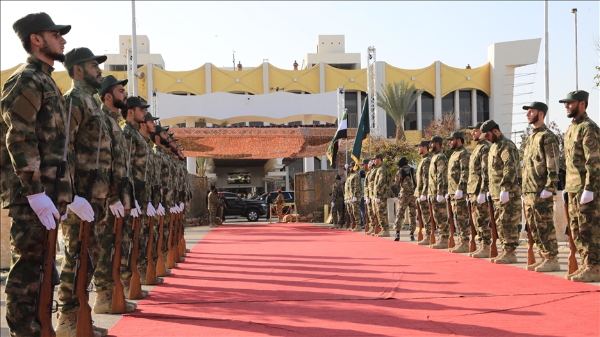Şam'da "Suriye Devrimi Askeri Fuarı" açıldı