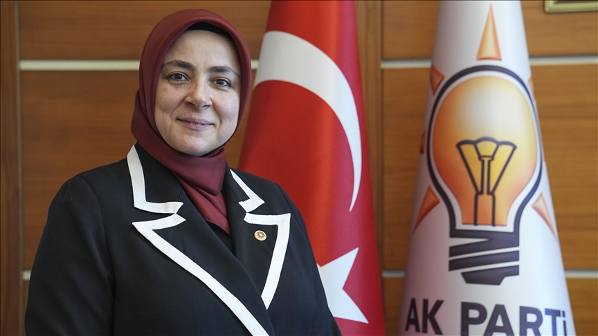 AK Parti Kadın Kolları Başkanı Ercan, Türk kadınına seçme ve seçilme hakkı tanınmasının yıl dönümünü kutladı