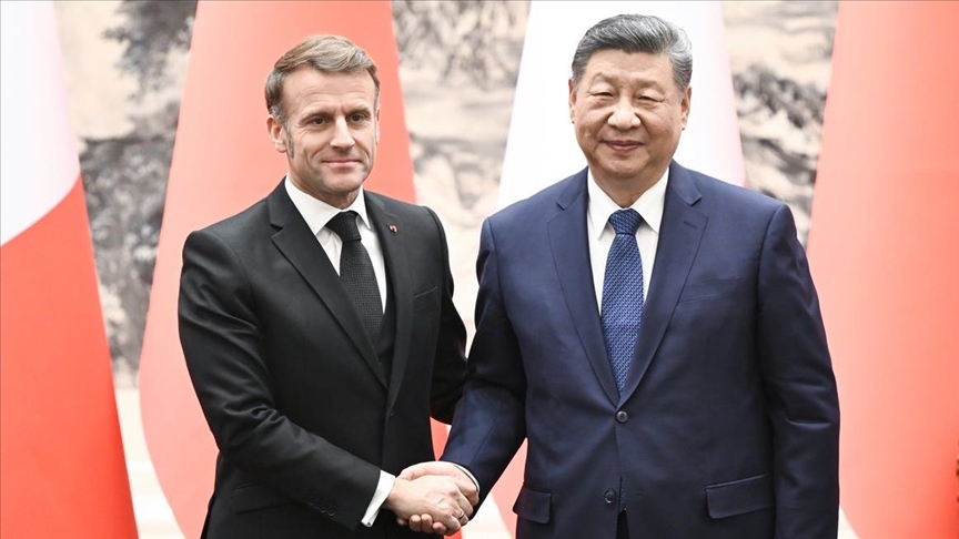 Macron en Chine : accords économiques et discussions sur l’Ukraine lors de sa visite d’État