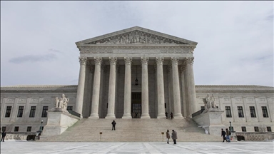 US appeals court suspends order blocking Trump's National Guard deployment in DC