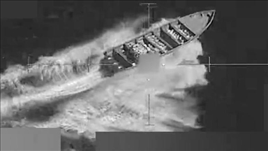 ئەمریکا بەلەمێکی گوماناوی لە ڕۆژهەڵاتی زەریای هێمن کردە ئامانج کە بانگەشەی ئەوە دەکرێت ماددەی هۆشبەری پێبووە