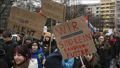Hiljade studenata protestuje protiv novog zakona o vojnoj službi u Njemačkoj