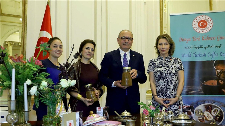 مصر.. سفارة أنقرة تحتفل باليوم العالمي للقهوة التركية 