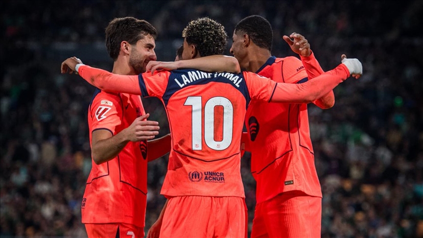 قدم.. برشلونة ينتفض أمام ريال بيتيس ويعزز صدارته لليغا