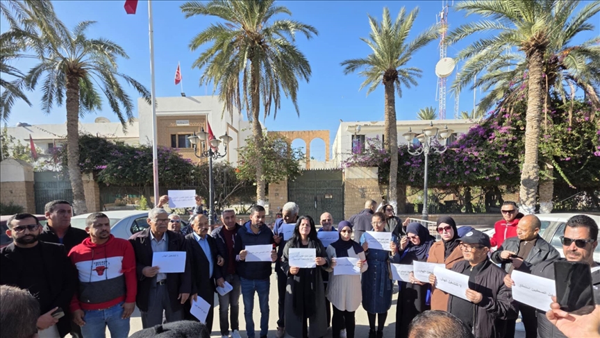 تونس.. جدل متصاعد بعد امتناع السلطات عن إصدار البطاقات الصحفية (تقرير)