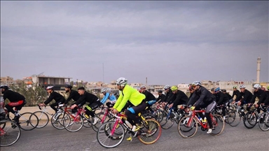 في ذكرى سقوط الأسد.."مسير درب تحرير سوريا" يغادر حلب نحو حماة