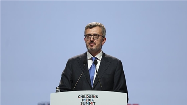 İletişim Başkanı Duran: Türkiye olarak, çocuklarımızı dijital alanda daha güvenli bir geleceğe taşımaya çalışıyoruz