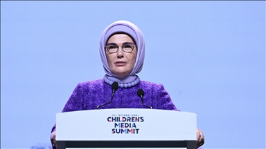 أمينة أردوغان: الأسر القوية ستحمينا من الآثار السلبية للتحول الرقمي