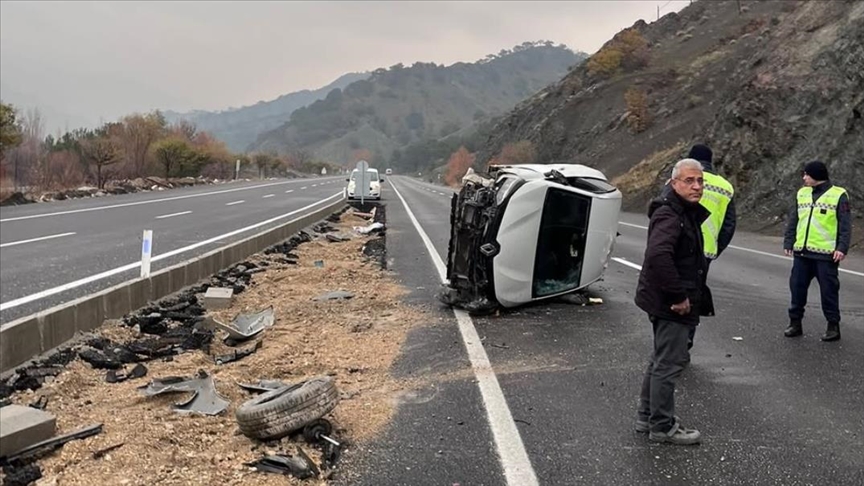 Li Meletiyê wesayîtek welgeriya, 4 kes birîndar bûn