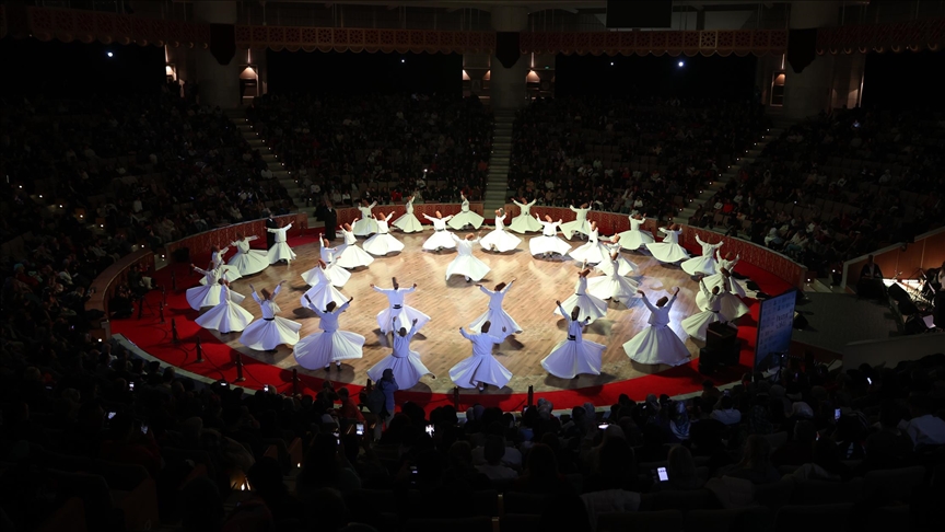 انطلاق مراسم إحياء الذكرى الـ 752 لوفاة "جلال الدين الرومي"