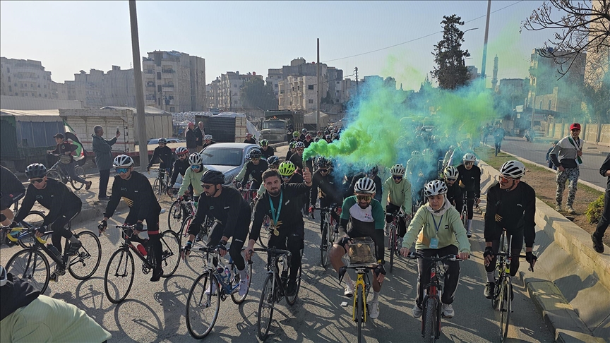 سوريا.. دراجو "مسير درب التحرير" يصلون حمص والوجهة دمشق