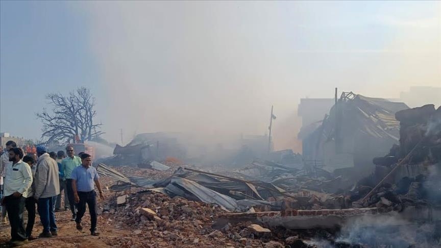 Najmanje 25 osoba poginulo u požaru u indijskom noćnom klubu