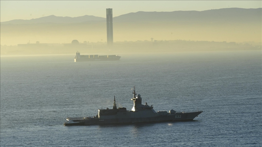 سفينة الغراب الروسية تصل ميناء الجزائر لتنفيذ تمرين عسكري مشترك