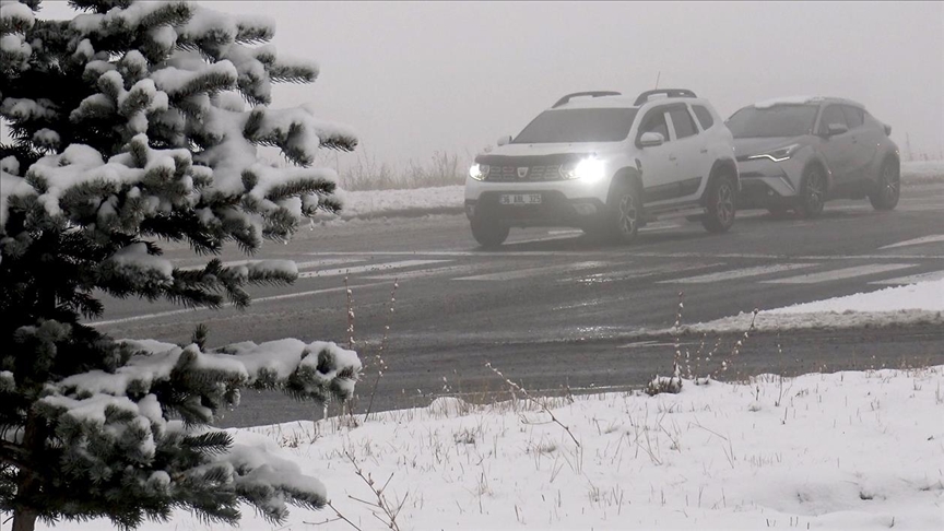 Kars\'ta sis ulaşımı olumsuz etkiliyor