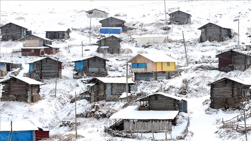 Li Qers û Erdexanê berf dibare