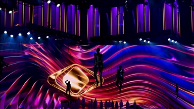 Eurovision : Rima Hassan fustige la position française alors que plusieurs pays européens se retirent