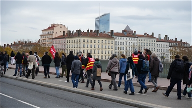 France / Lyon : des slogans anti-police projetés en pleine Fête des Lumières