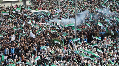 تشمل تبرعا بالدم.. احتفالات سورية واسعة بالذكرى الأولى لـ"النصر والتحرير"