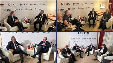 دیدارهای نوح ییلماز در حاشیه اجلاس دوحه