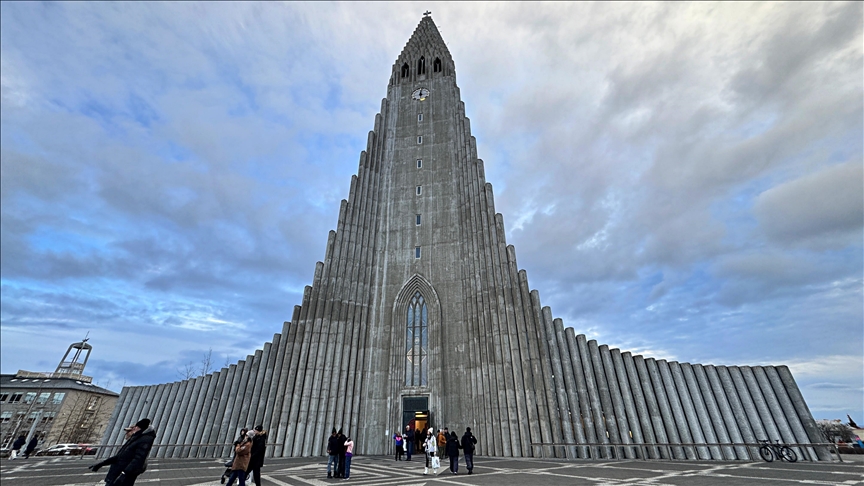 Hallgrimskirkja, kisha në Islandë e frymëzuar nga vullkani