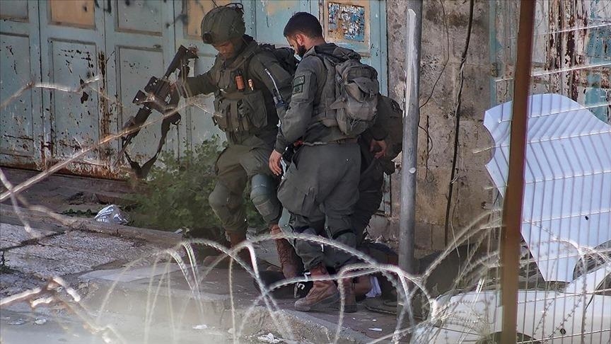 Израильские военные убили палестинца в ходе рейда на Западном берегу