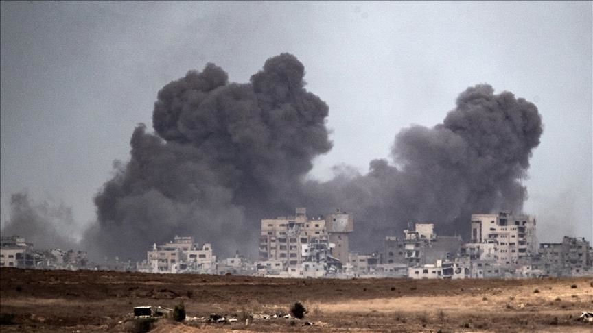 Pavarësisht armëpushimit, ushtria izraelite bombardon zona dhe shkatërron ndërtesa në Rripin e Gazës