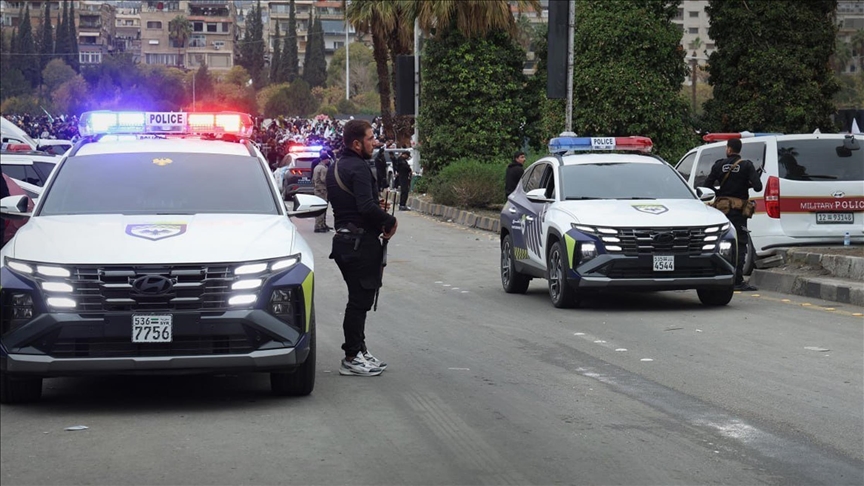 انتشار أمني بدمشق وحماة وحلب لتأمين احتفالات ذكرى إسقاط الأسد