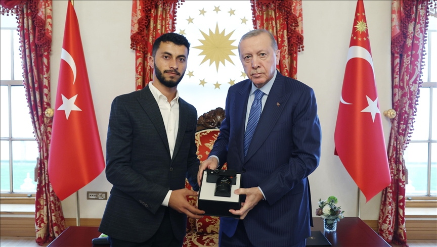 Erdogan takohet me bashkëregjisorin e  No Other Land   vlerëson rolin në nxjerrjen në pah të luftës palestineze