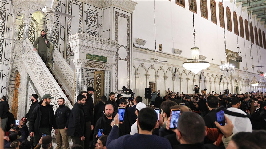 دول عربية تهنئ الرئيس السوري أحمد الشرع بـ”عيد التحرير”