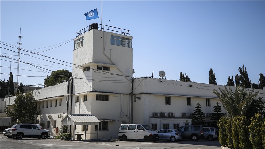Jérusalem-Est : La police israélienne remplace le drapeau de l'ONU par celui d'Israël lors d'un raid au siège de l'UNRWA