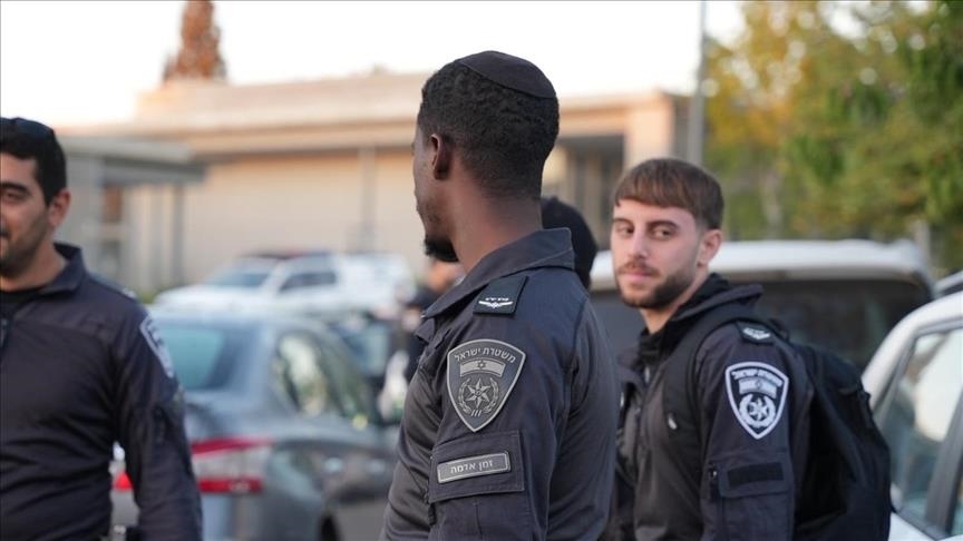 شرطة إسرائيل تقتحم مقر أونروا المغلق في حي الشيخ جراح بالقدس الشرقية 