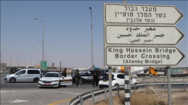 Israel begins construction of new barrier along Jordan border