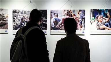 AA'nın "Tanık" kitabındaki görsellerden oluşan sergi Bağcılar'da açıldı
