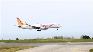 Turkish air carrier Pegasus purchases Czech Airlines, Smartwings