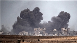 İsrail ordusu Gazze'de binaları havaya uçurdu ve bazı bölgeleri hedef aldı