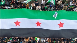 Sirijci slave prvu godišnjicu pada režima s nadom u slobodnu i sigurnu budućnost