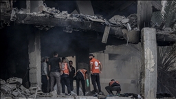 Izraelska vojska granatirala područja u Pojasu Gaze i detonirala zgrade uprkos primirju