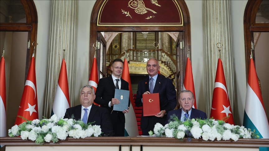 Türkiye, Hungary sign MoU to boost cooperation in higher education