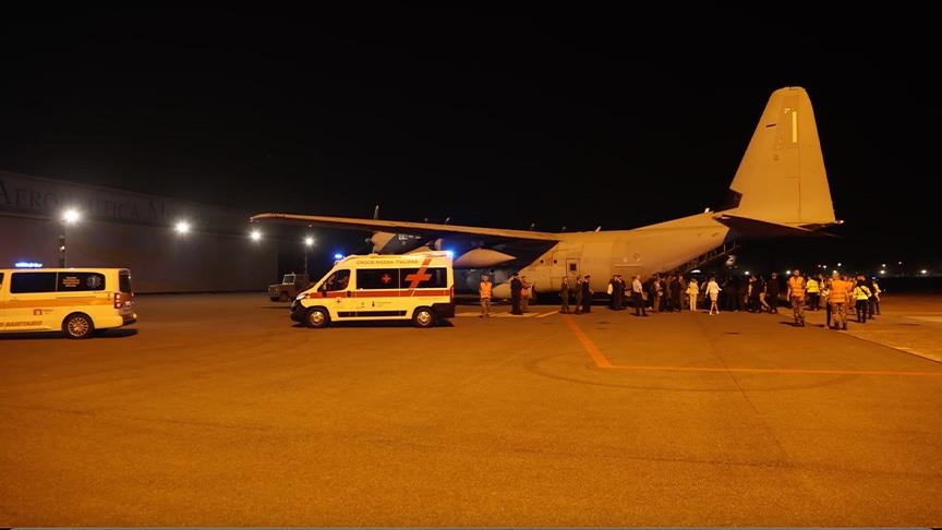 ایتالیا 17 کودک بیمار فلسطینی را برای درمان به رم و تورین منتقل کرد