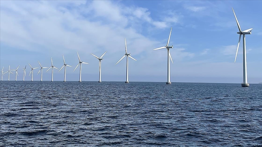 US judge blocks Trump administration’s freeze on new wind projects