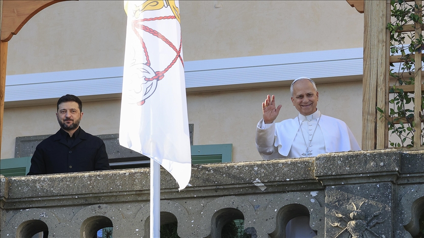 Pope Leo highlights ‘continuation of dialogue’ during talks with Zelenskyy
