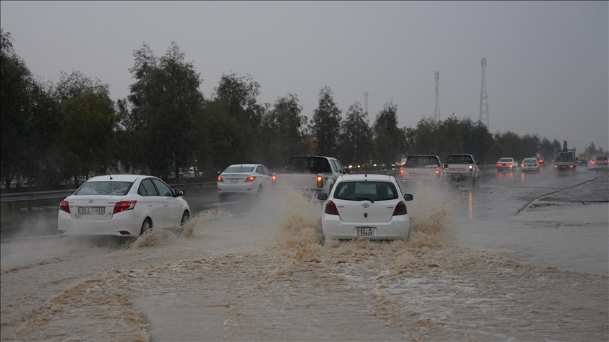 ضحايا بالعراق وتحذيرات بغزة..  طقس سيء في دول عربية (محصلة)