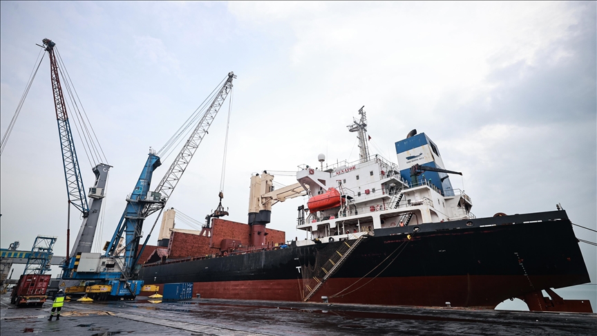 Второй корабль с гуманитарной помощью из Турции отбыл в Судан