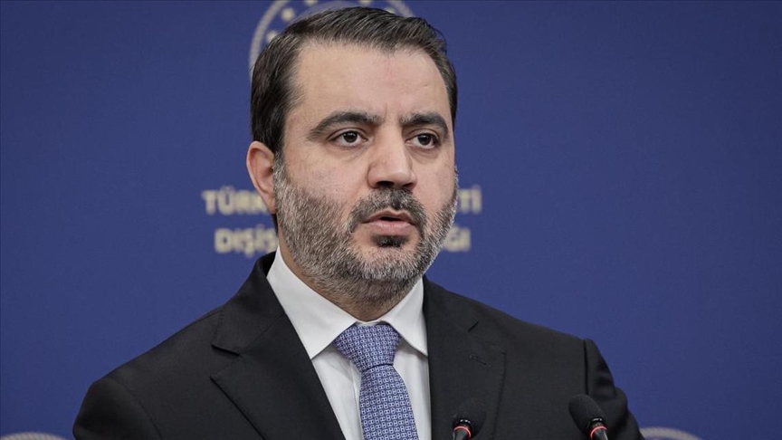 Le ministre syrien des Affaires étrangères révèle avoir rencontré des Russes quelques heures avant la chute d'Assad