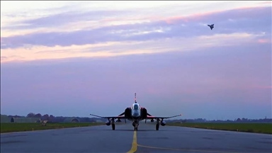 Avionët F-4 Phantoms të Turqisë marrin pjesë në një stërvitje të madhe të NATO-s në Itali