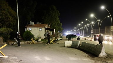 دمشق.. قذائف تسقط بمحيط مطار المزة والعثور على 4 منصات 