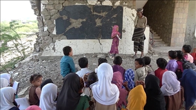 Sistemi arsimor në Jemen pranë kolapsit pas 11 vitesh luftë civile